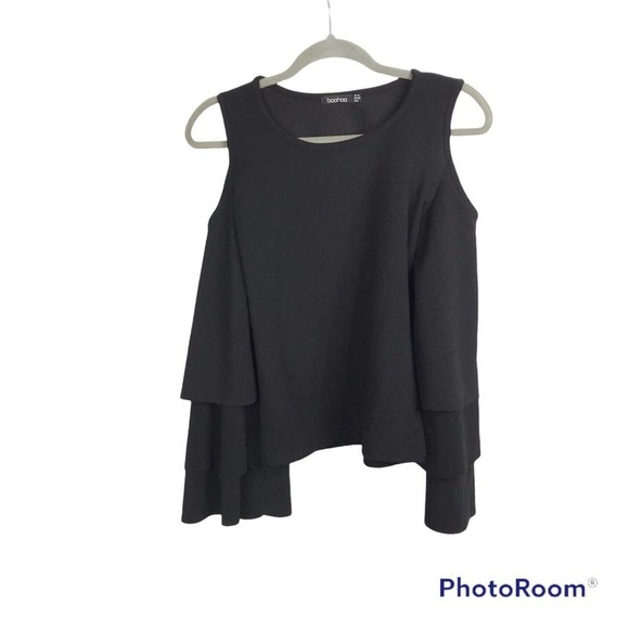 Boohoo Cold Shoulder Tiered Sleeve Top in black size 6 - Picture 3 of 9